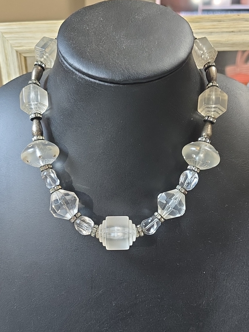 Vintage Plastic Lucite Clear & Frosted Beads Crystal Rhinestone Chunky Necklace